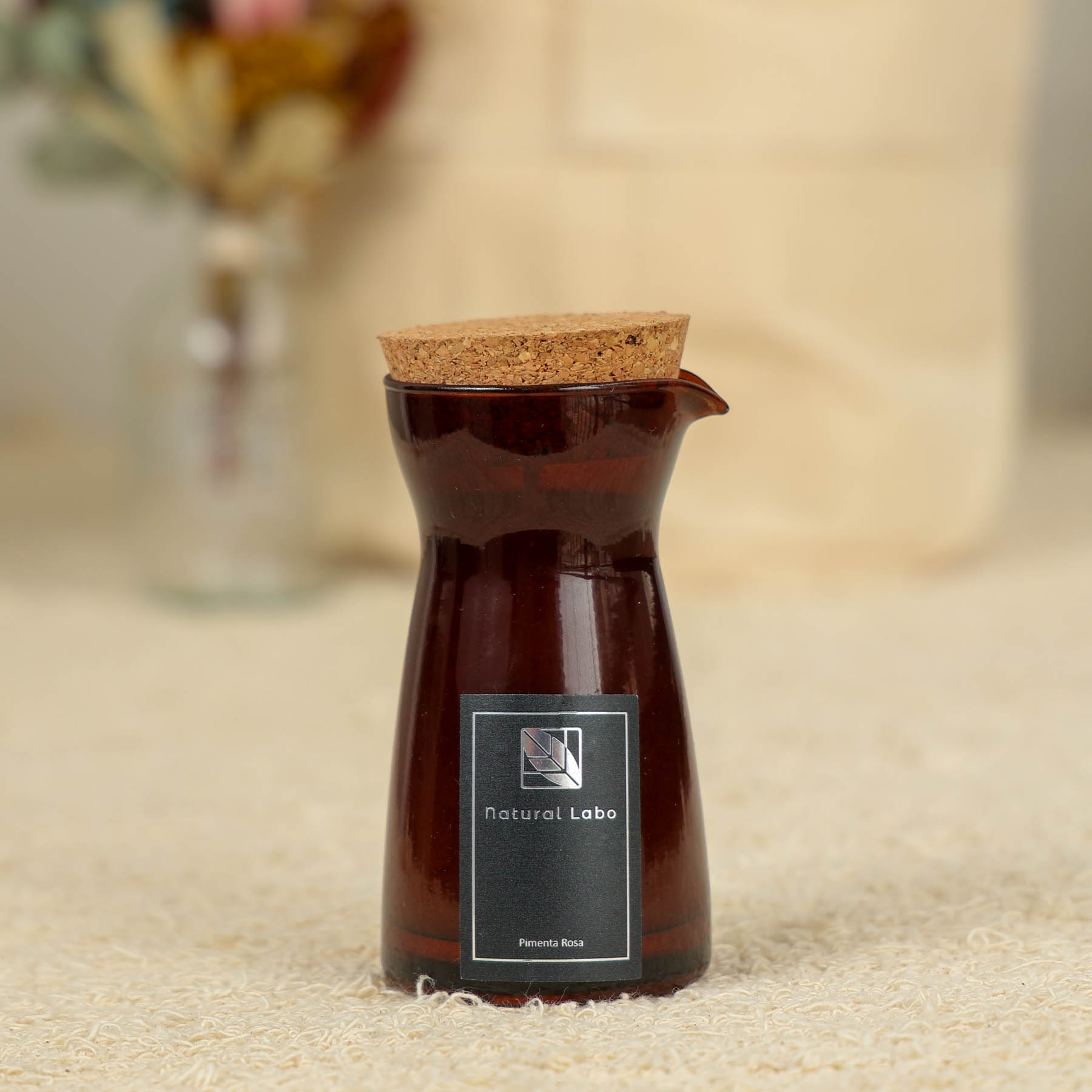Vela de Massagem Natural Labo Pimenta Rosa 75g – Bico Dosador - Imagem 2