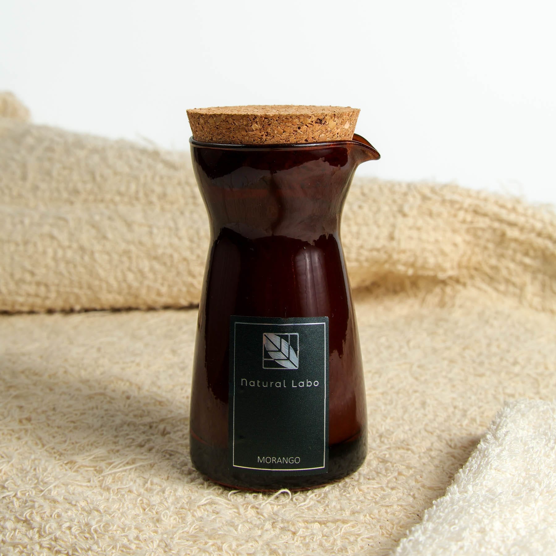 Vela de Massagem Natural Labo Morango 75g – Bico Dosador